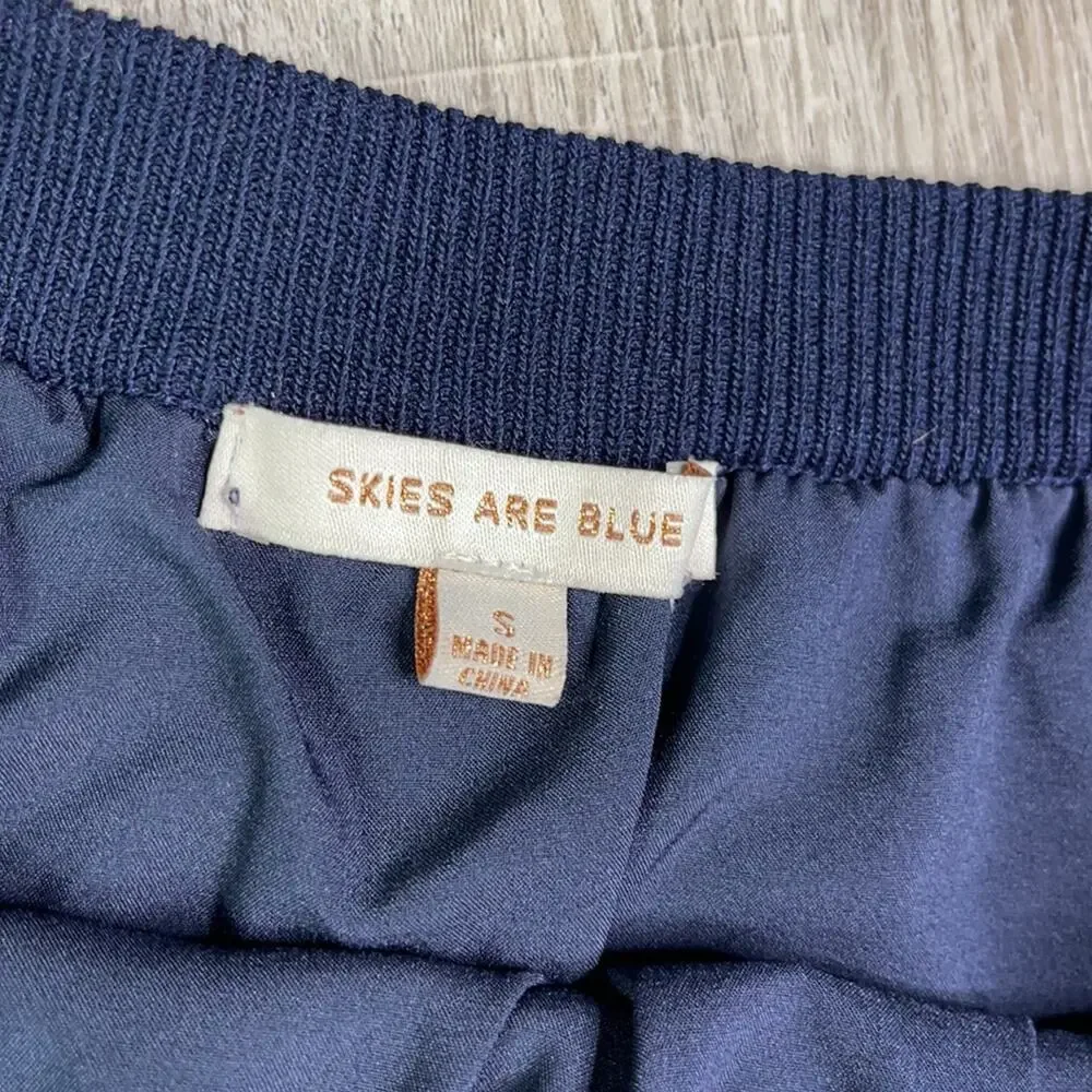 SKIES ARE BLUE Women's Navy & Mustard Chevron Sweater Skirt